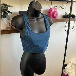 Fabletics barely worn sports bra